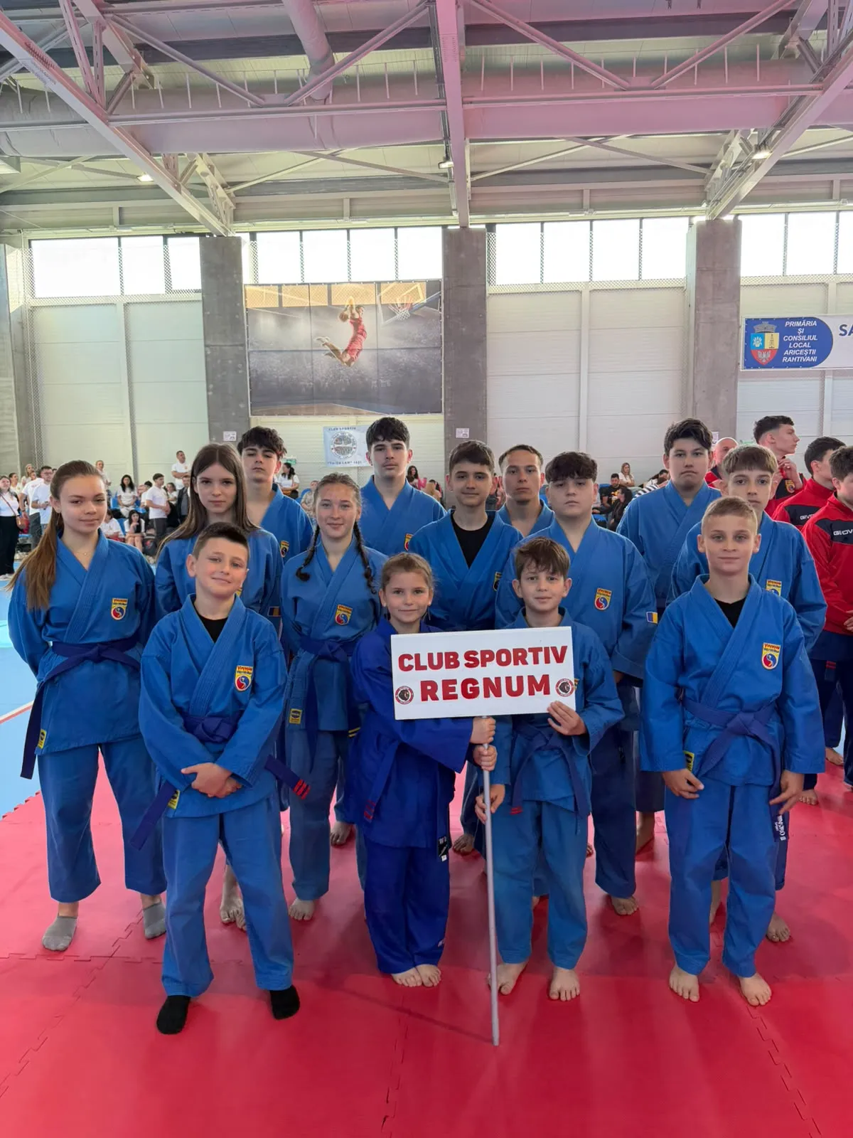 Echipa Club Sportiv Regnum la o competiție de Vovinam